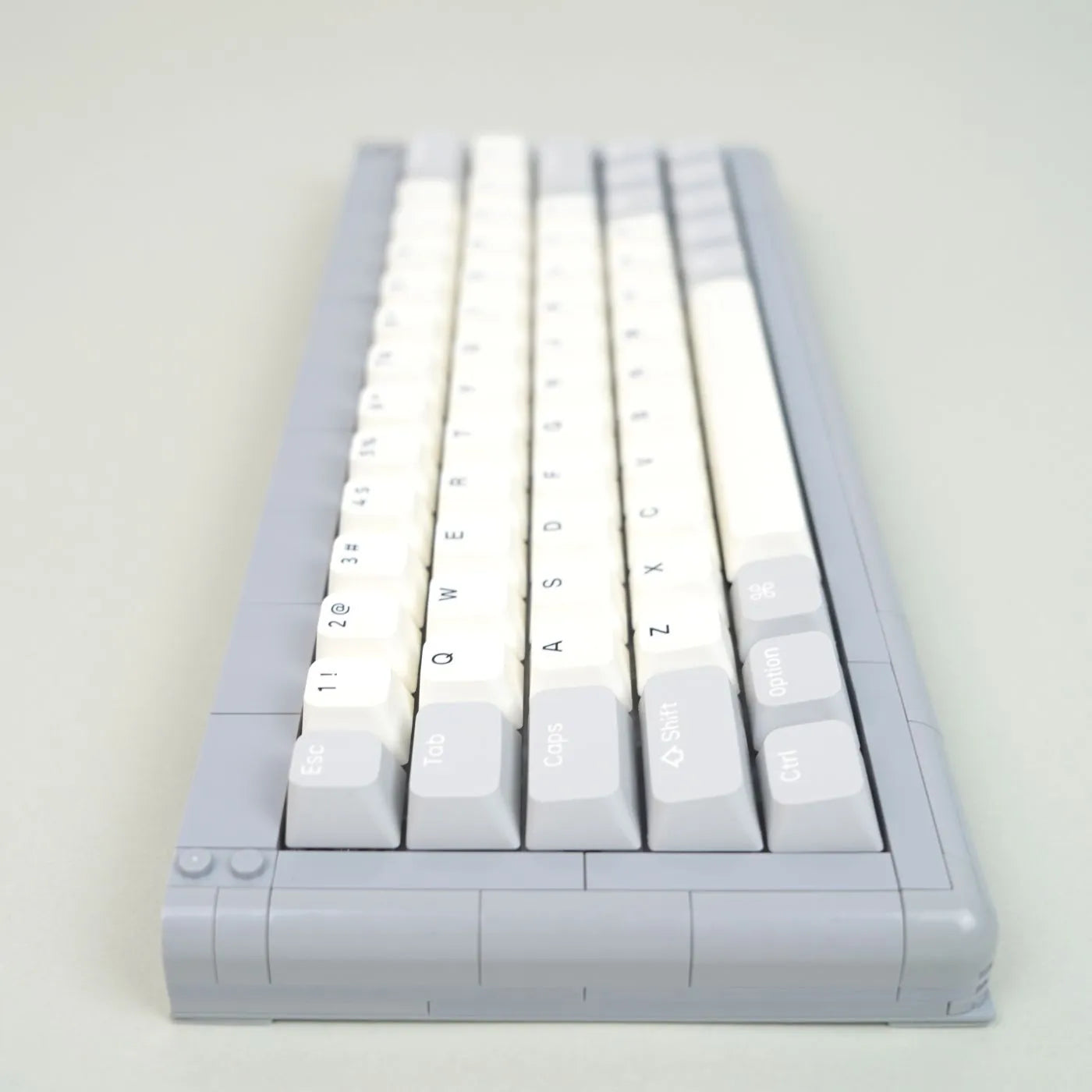 Kit Adam Barebones Kit R2