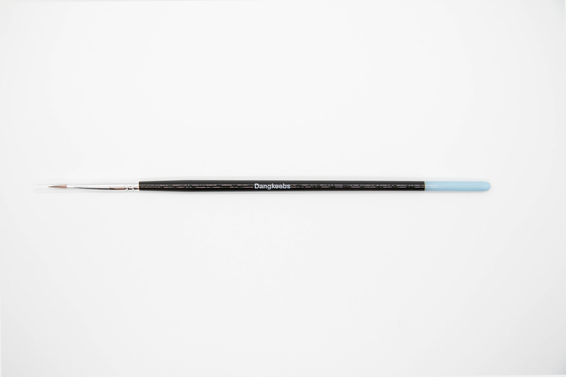 Overhead shot of a Dangkeebs branded size 0 lube brush with nylon hairs and dipped blue handle tip